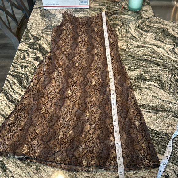 B. Moss brown snakeskin print dress size small - Picture 8 of 10